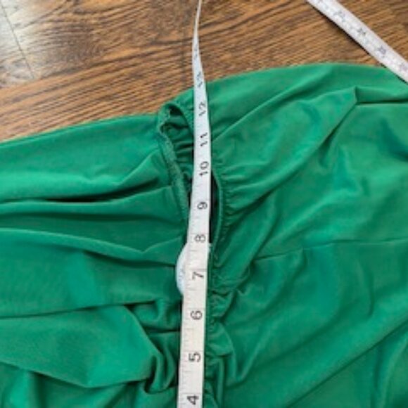 Clearout-Super flattering romper sz S-M - Picture 7 of 8